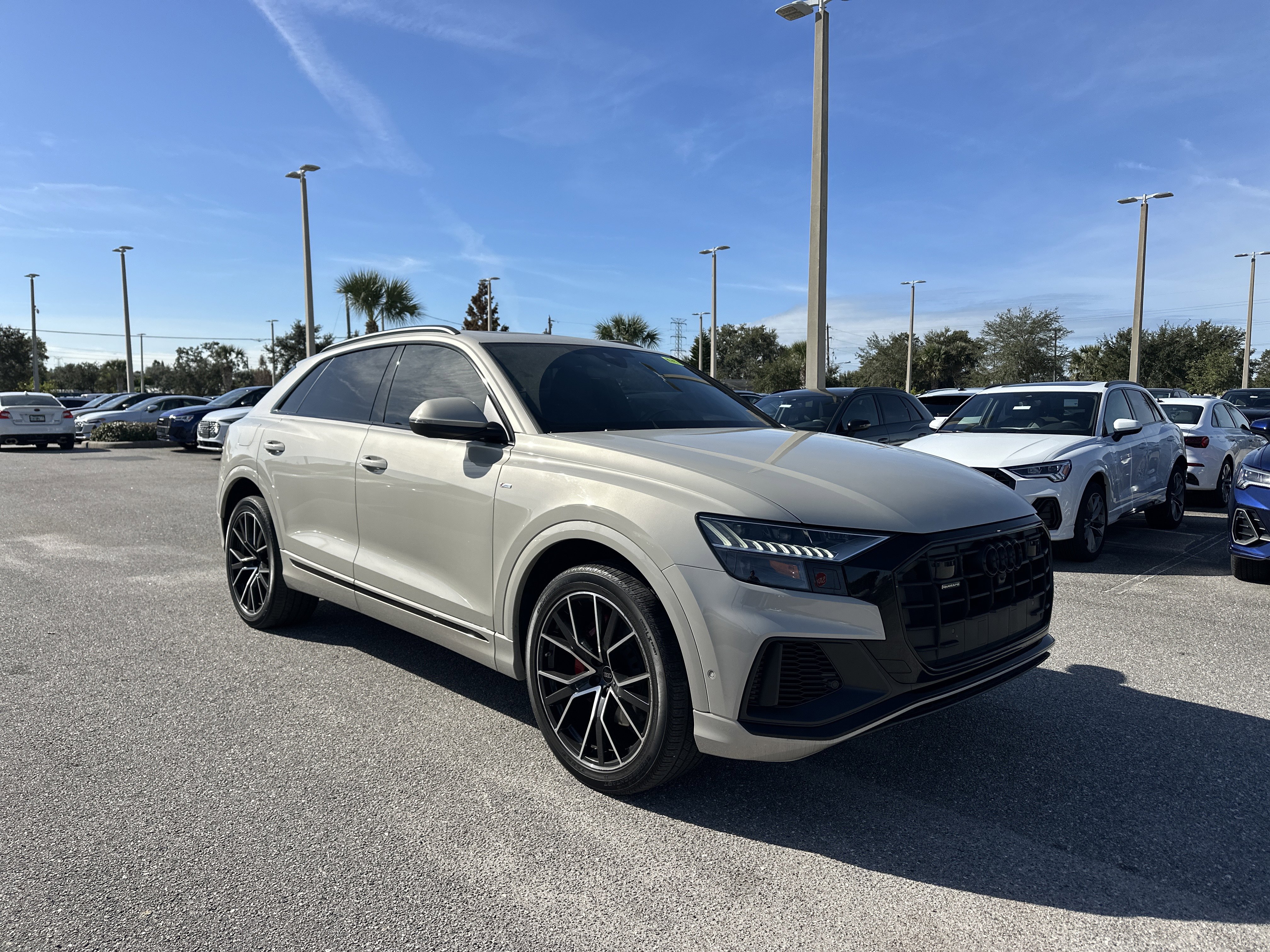 2023 Audi Q8 Premium Plus