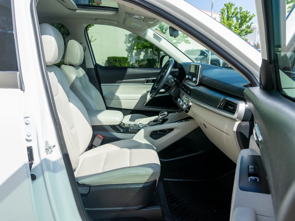 2020 Kia Telluride S photo 10
