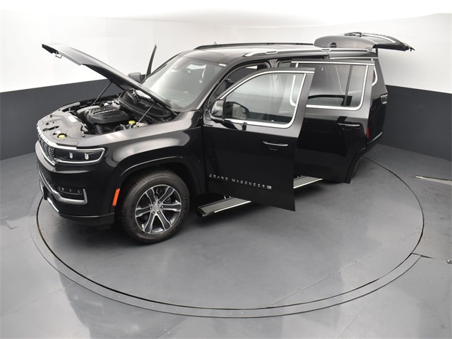 2024 Jeep Grand Wagoneer photo 25