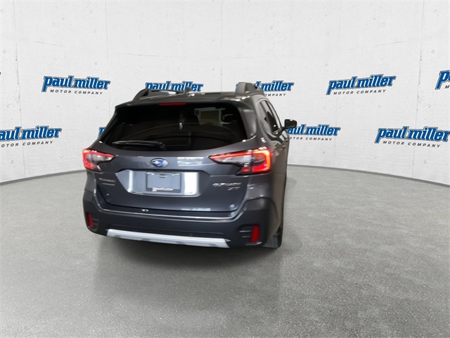 2022 Subaru Outback Limited XT photo 10