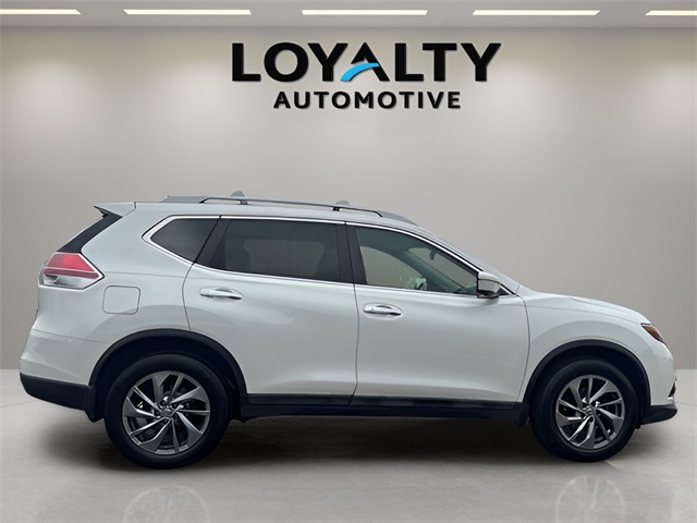 2015 Nissan Rogue SL photo 6