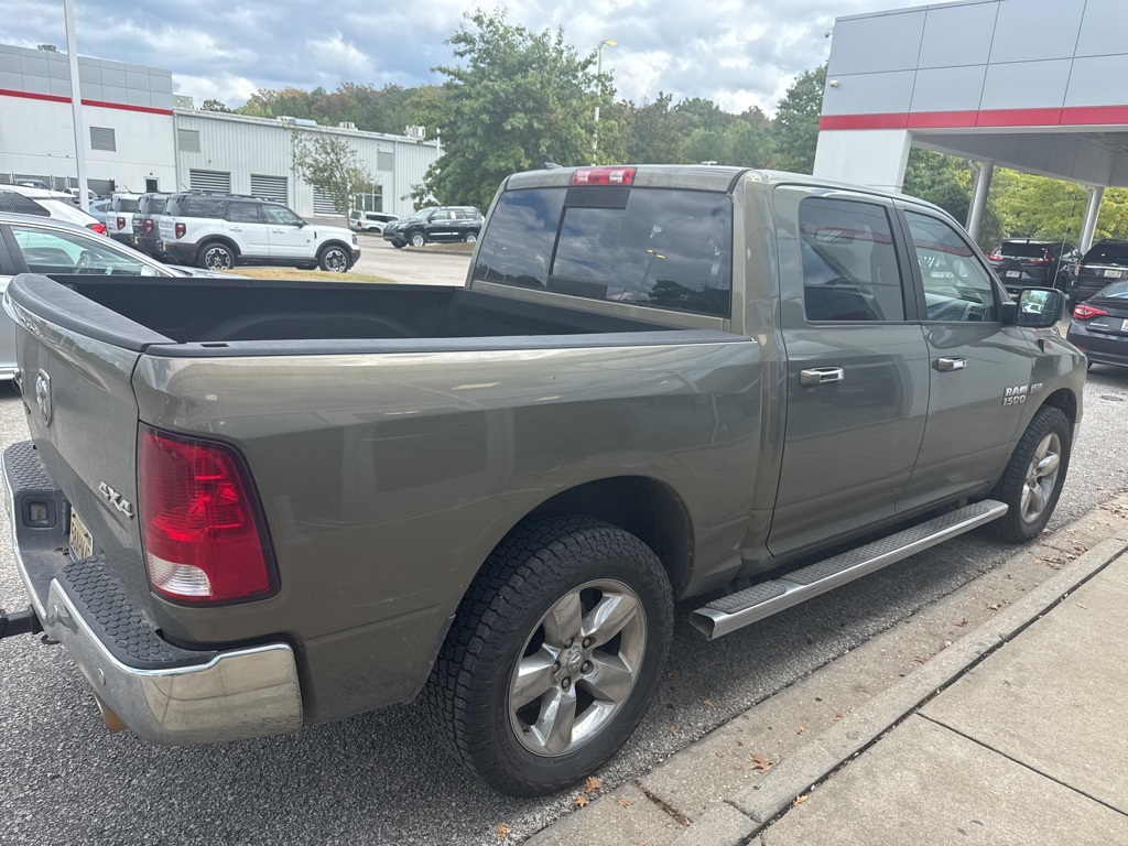 2015 Ram 1500 Big Horn photo 3