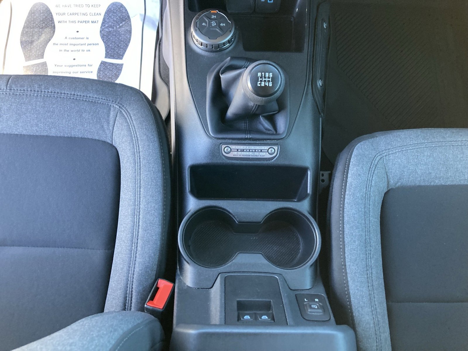2023 Ford Bronco Base photo 24