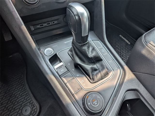 2020 Volkswagen Tiguan SE photo 14