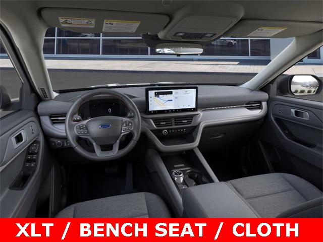 2025 Ford Explorer photo 30