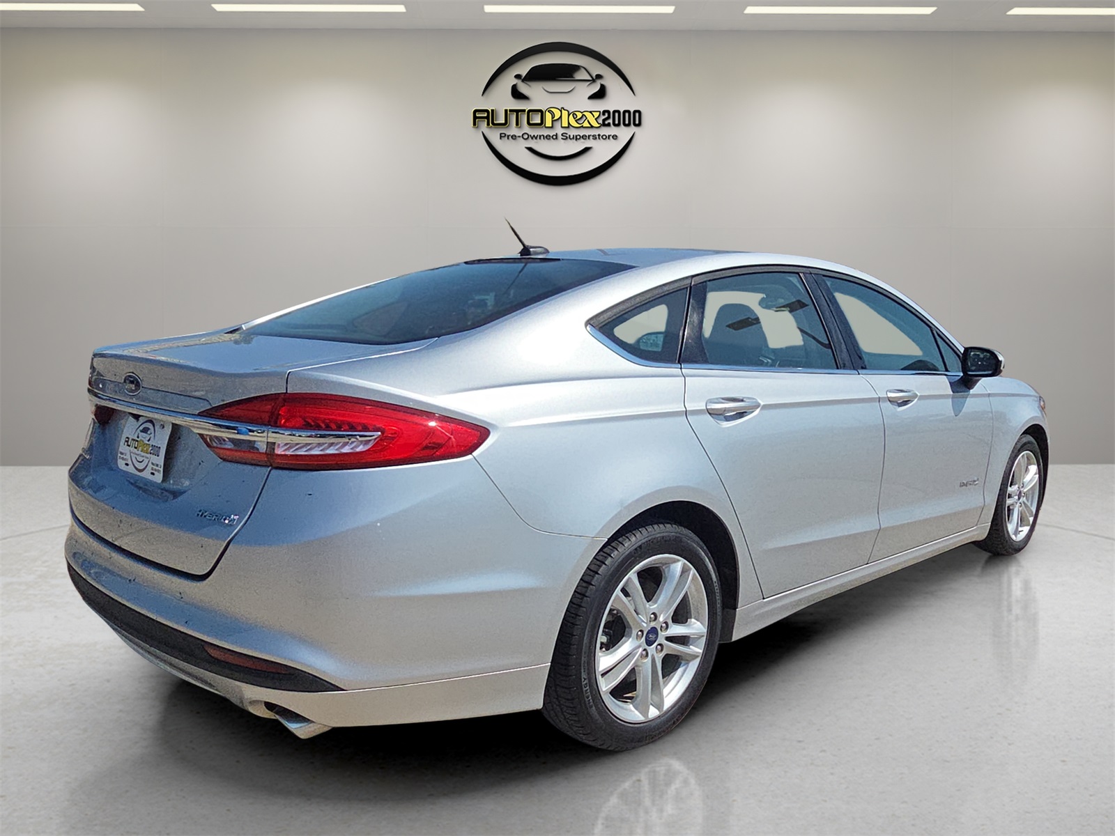 2018 Ford Fusion Hybrid S photo 7