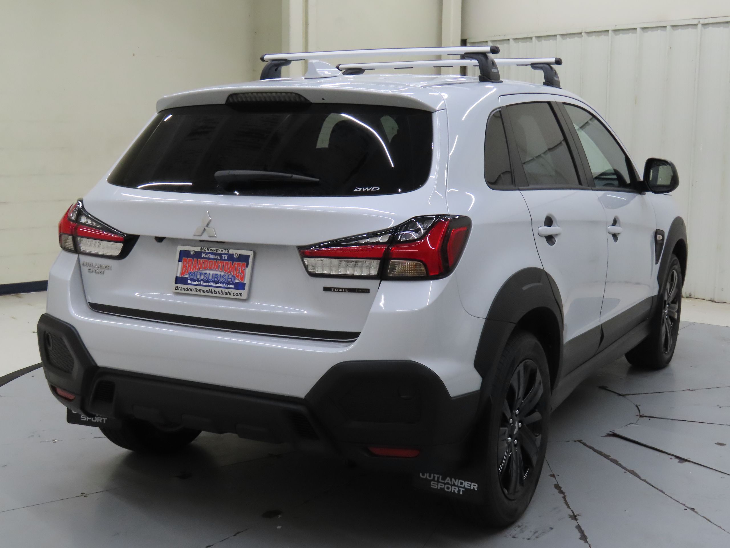 2025 Mitsubishi Outlander Sport ES SE LE photo 3