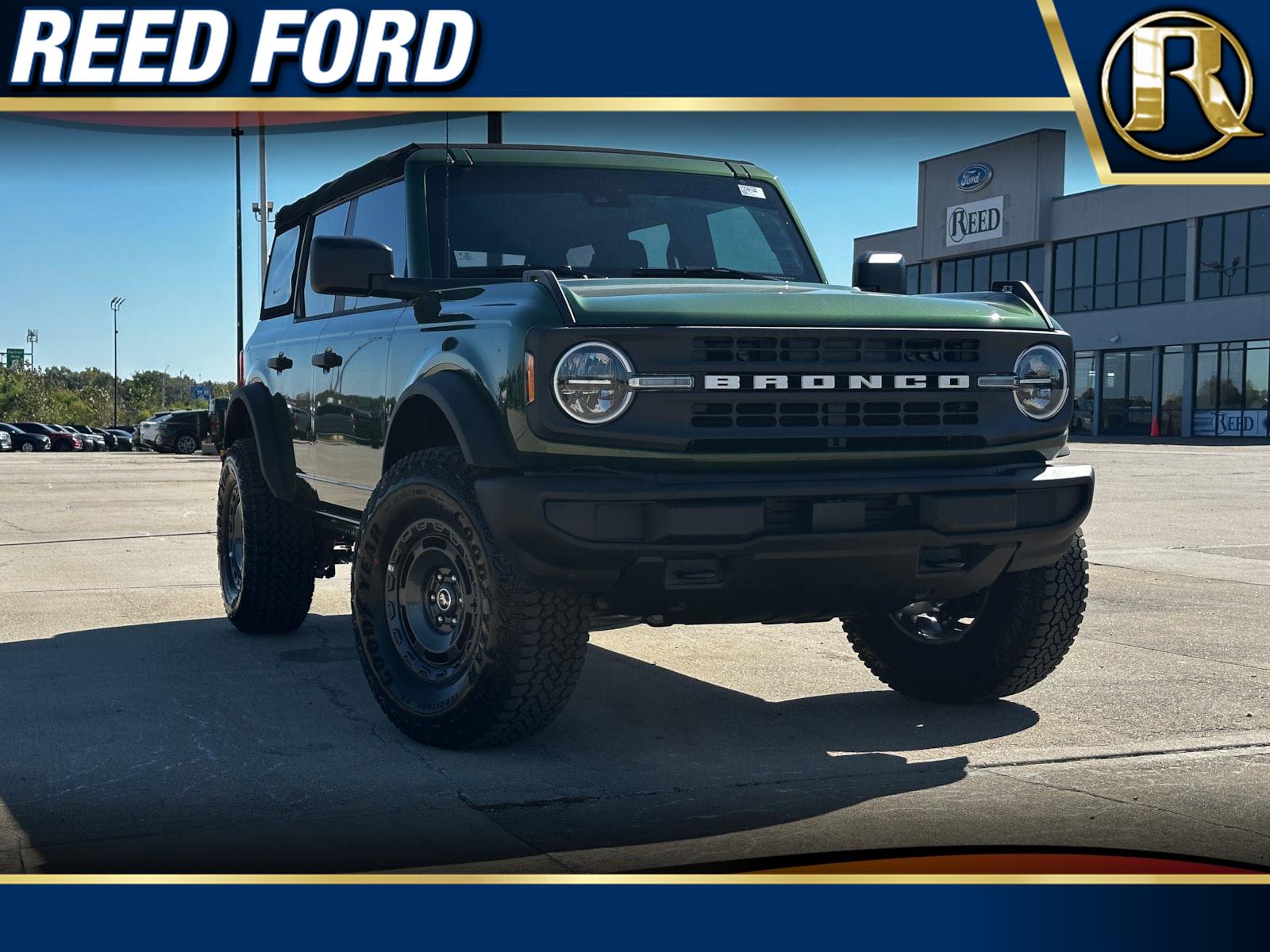 2025 Ford Bronco 4-Door Base's photo