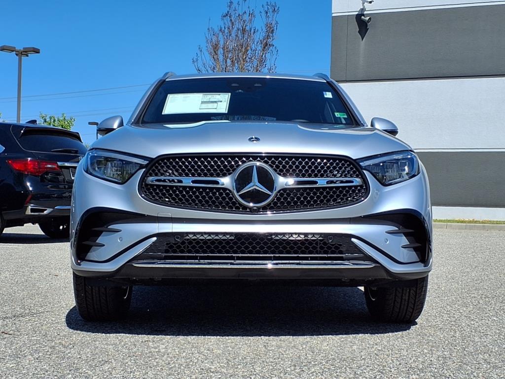 2025 Mercedes Benz GLC 350e 4MATIC photo 3