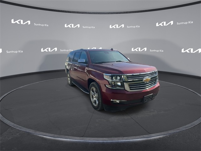 2018 Chevrolet Suburban Premier photo 3