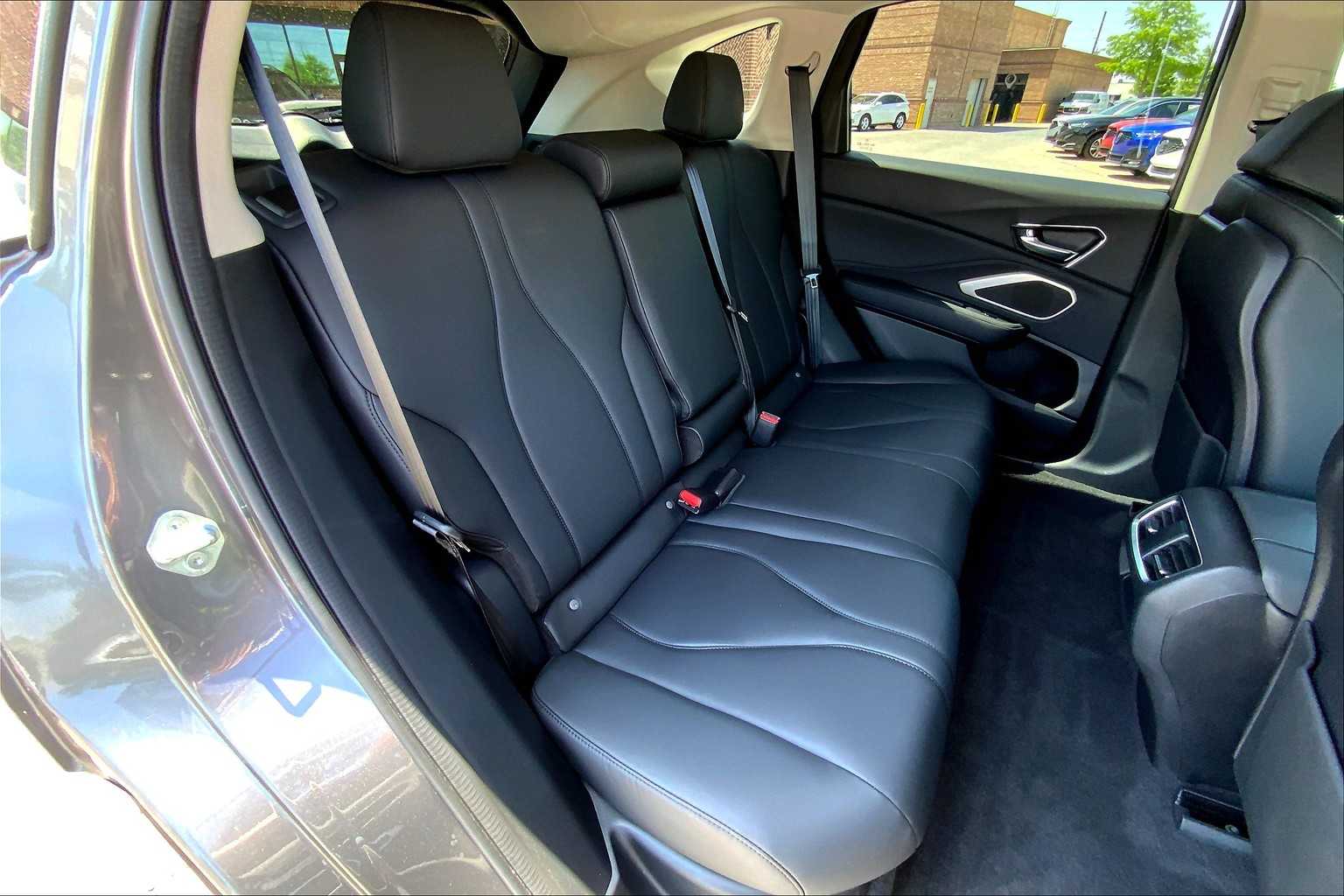 2024 Acura RDX photo 17