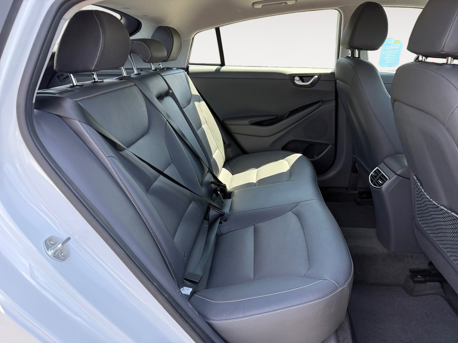 2019 Hyundai Ioniq Electric Limited photo 18