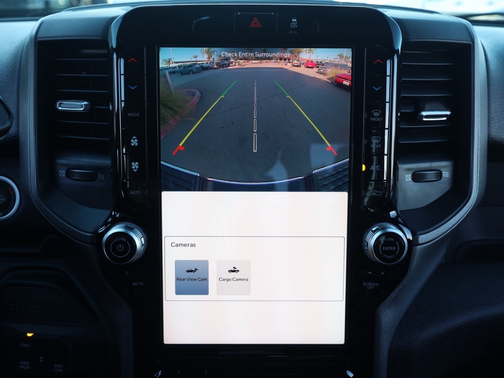 New 2026 Granite Crystal Metallic Clear-Coat Exterior Paint RAM Tradesman image 28