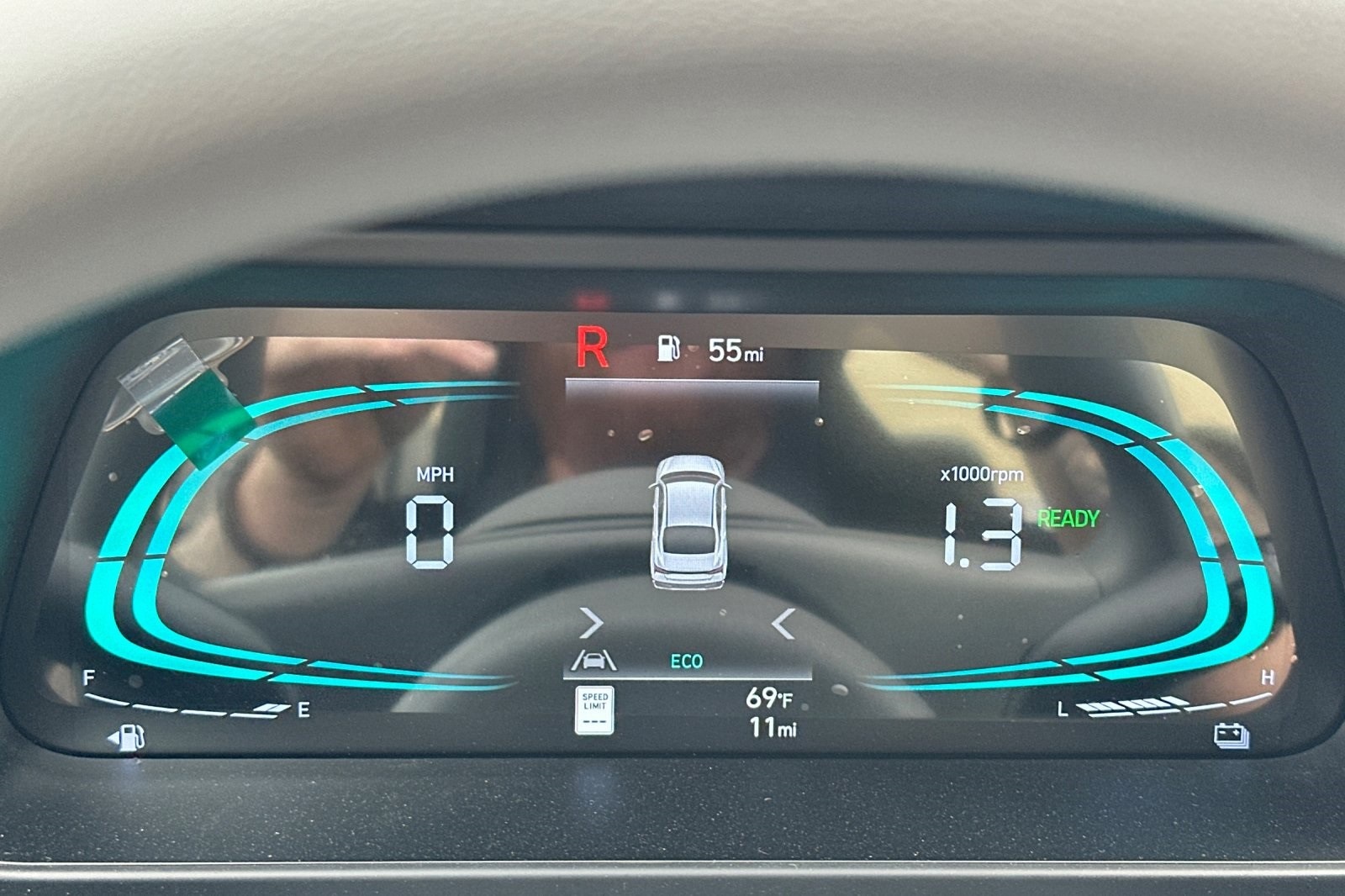 2025 Hyundai Elantra Hybrid Blue photo 26