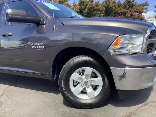 2023 Ram 1500 Classic SLT photo 3