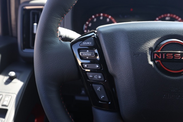 2026 Nissan Frontier Crew Cab PRO-4X photo 23