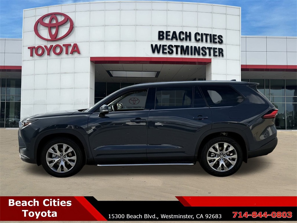 2024 Toyota Grand Highlander Limited photo 3
