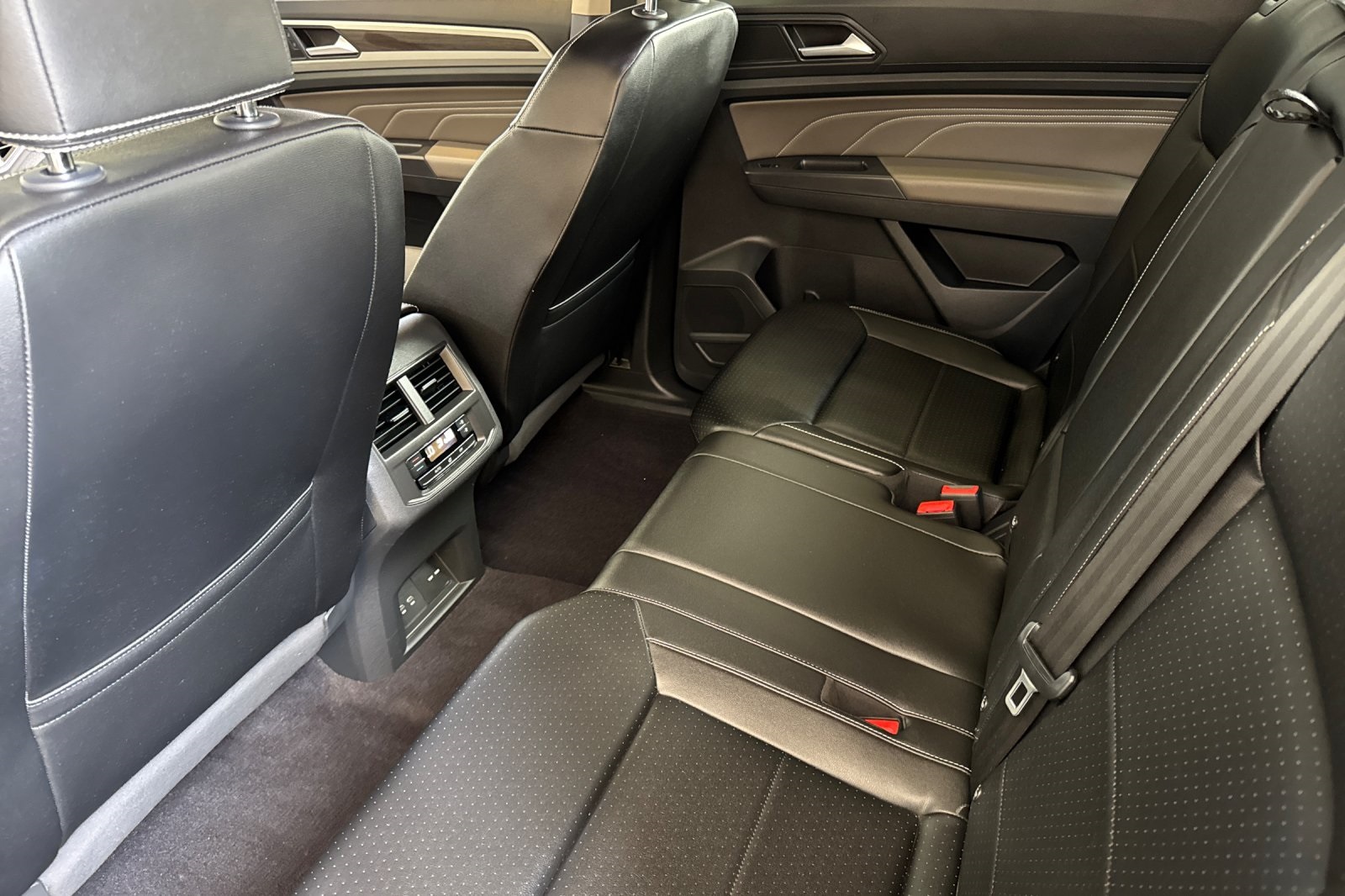 2021 Volkswagen Atlas V6 SE Technology photo 12