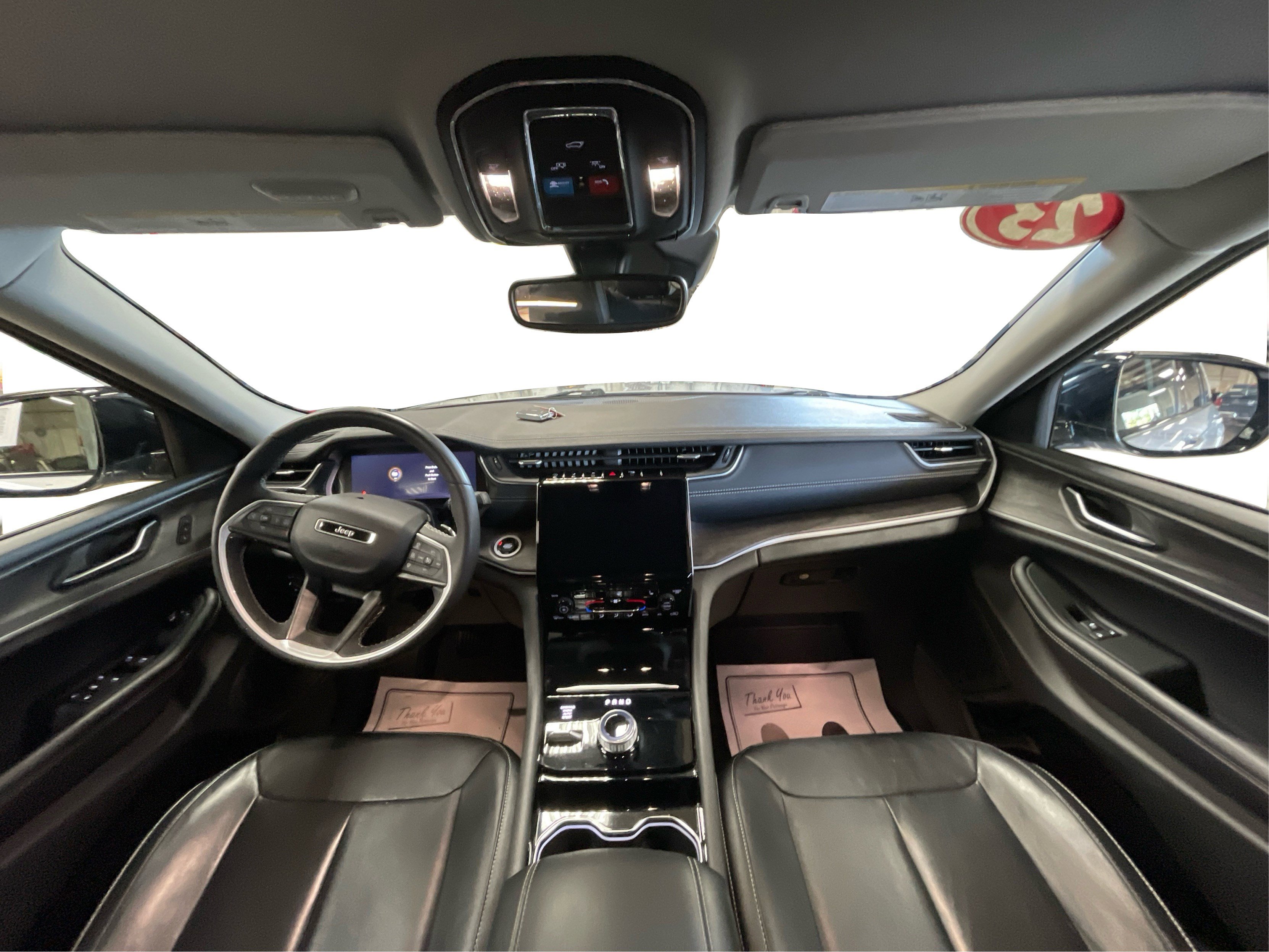 2023 Jeep Grand Cherokee Limited photo 16