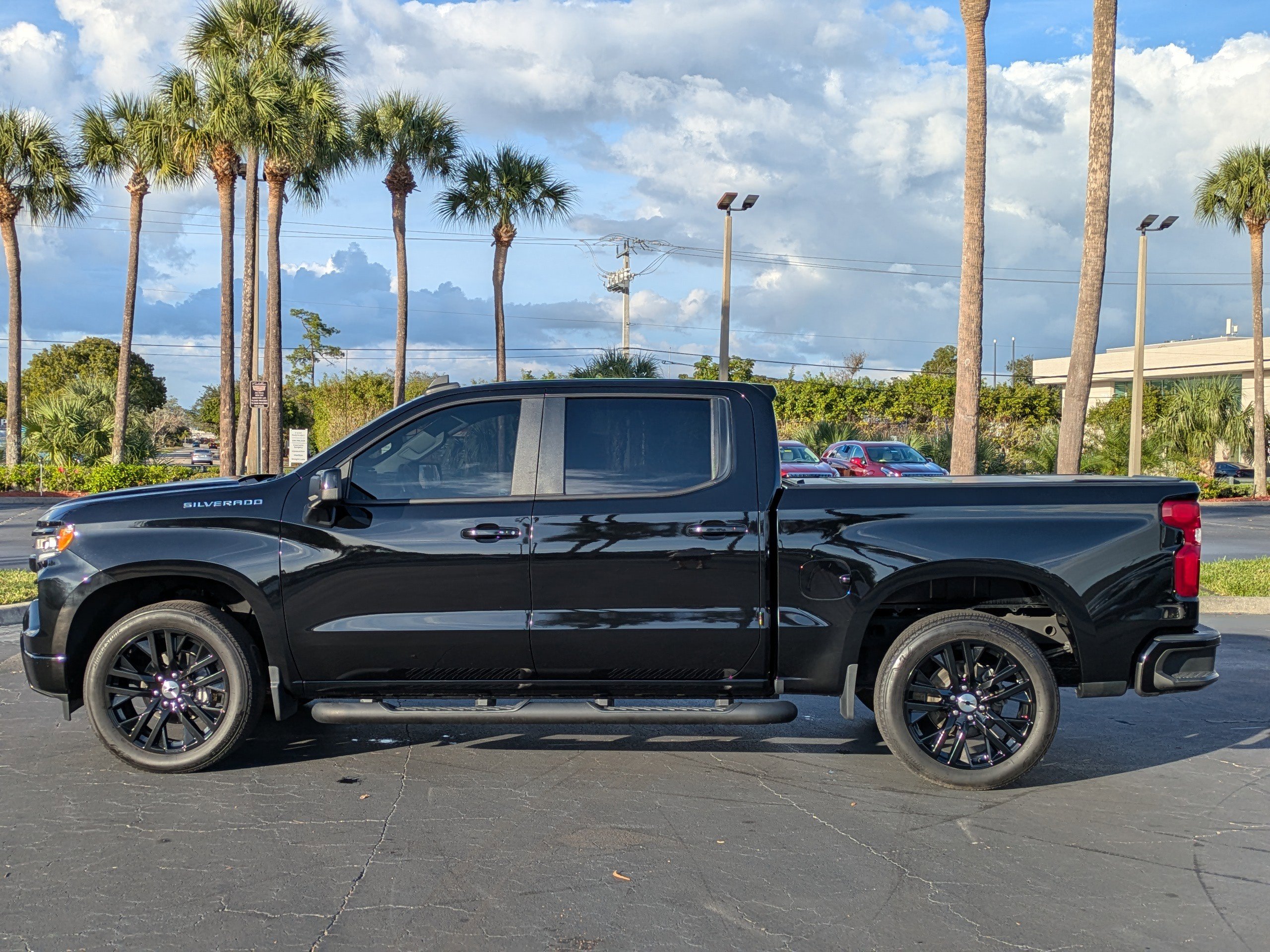 2022 Chevrolet Silverado 1500 photo 3
