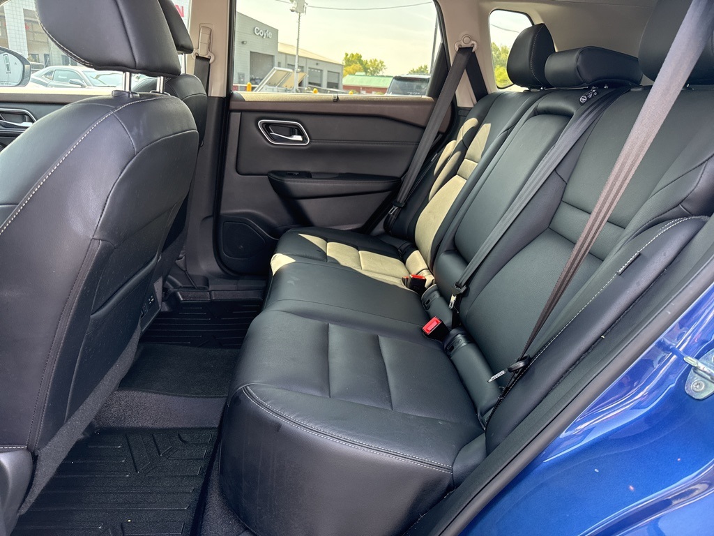 2021 Nissan Rogue SL photo 13