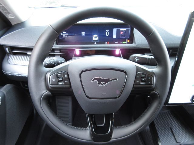2025 Ford Mustang Mach-E Select photo 13