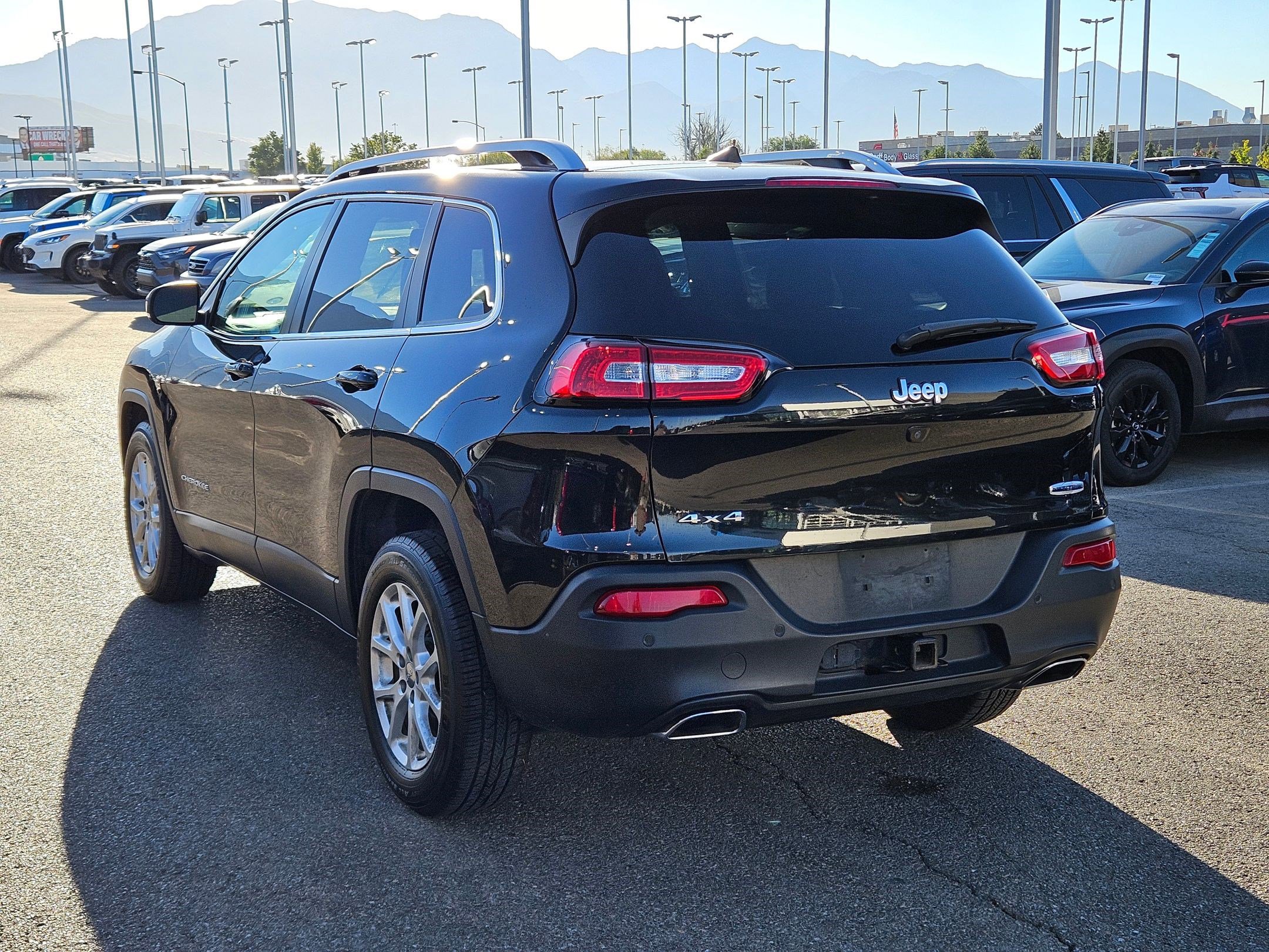 2016 Jeep Cherokee Latitude photo 4