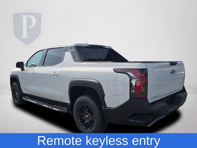 2025 Chevrolet Silverado EV LT photo 2