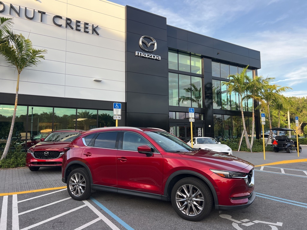 2019 Mazda CX-5 Grand Touring photo 2