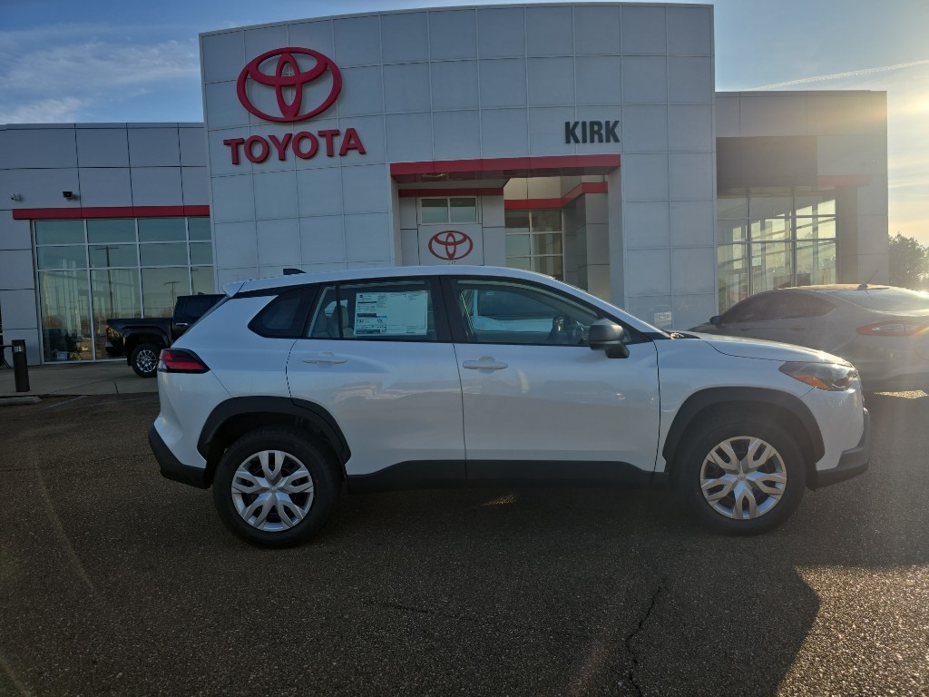 2026 Toyota Corolla Cross L's photo