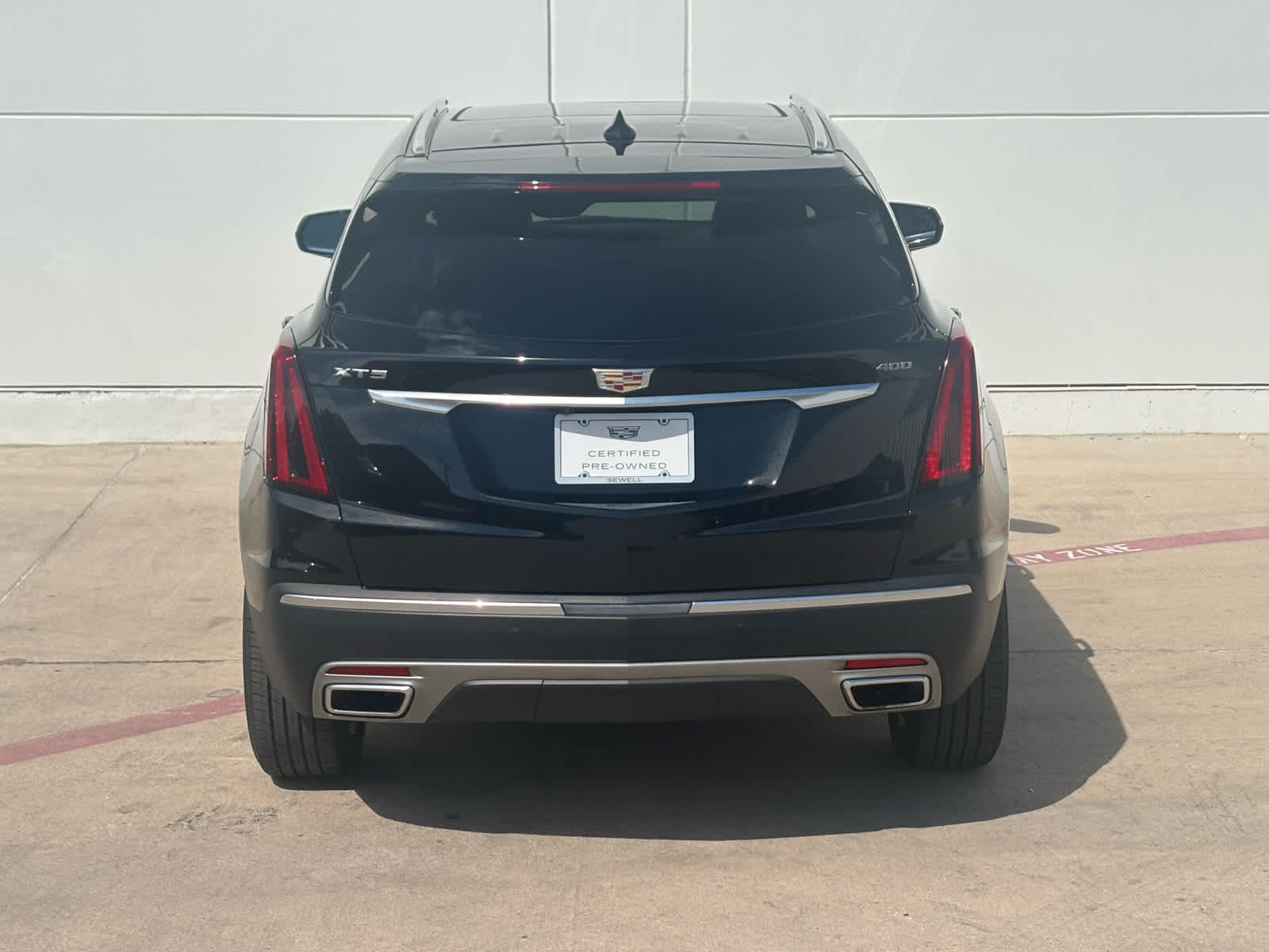 2025 Cadillac XT5 Premium Luxury photo 4