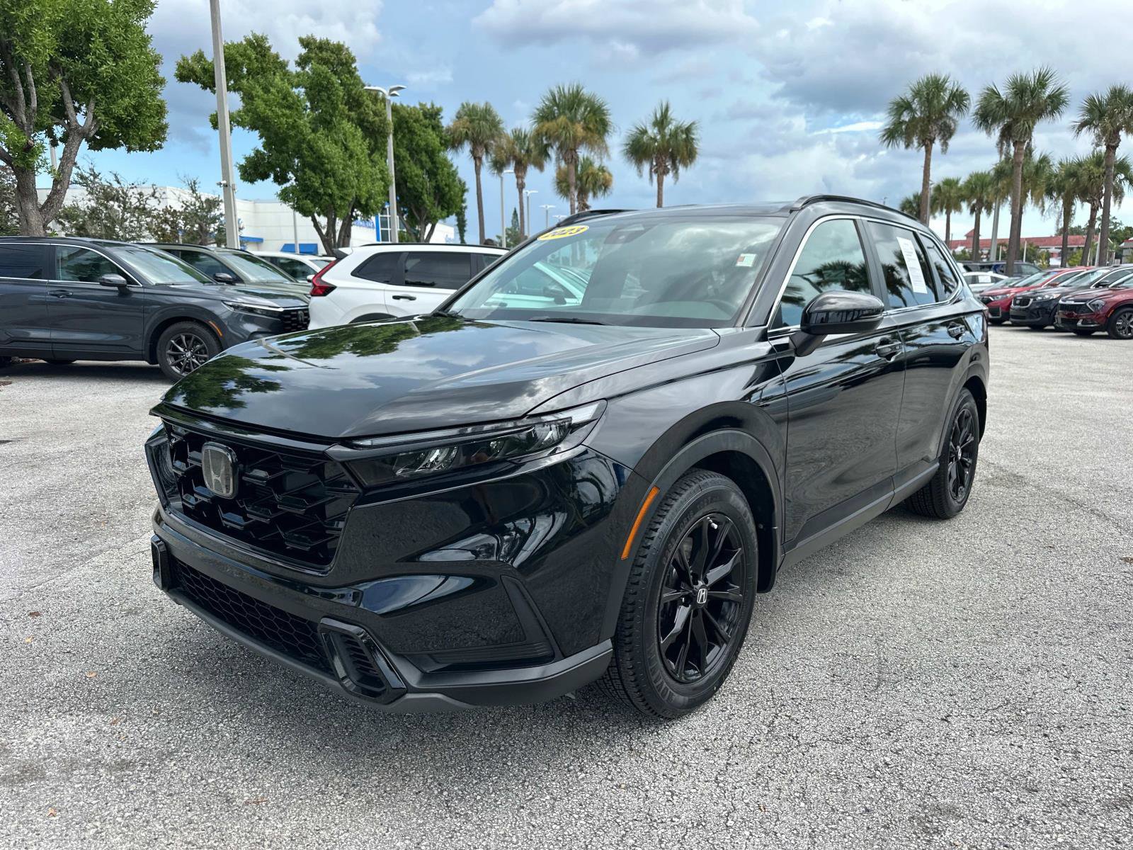 2023 Honda CR-V Hybrid Sport photo 2