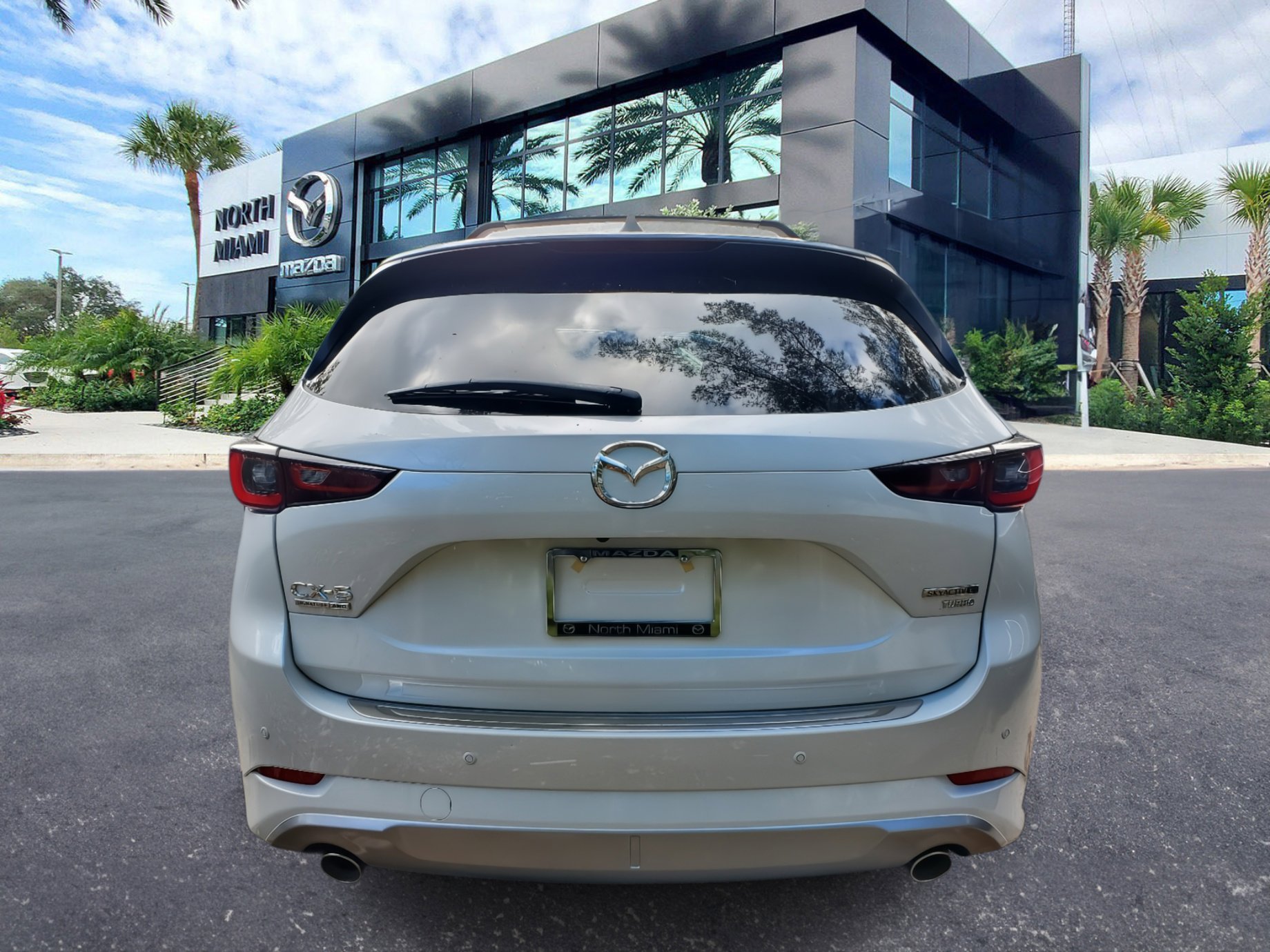 2025 Mazda CX-5 2.5 Turbo Signature photo 3