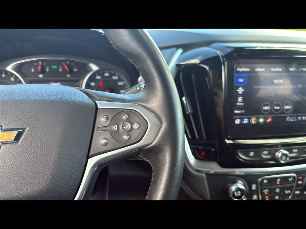 2023 Chevrolet Traverse Leather photo 10