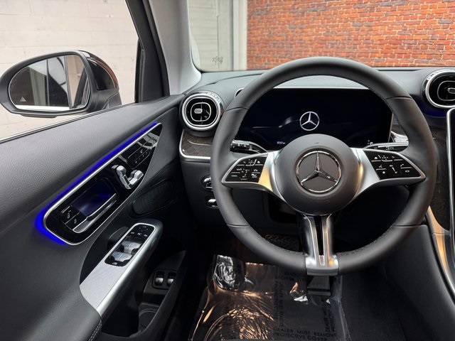2025 Mercedes Benz GLC 350e 4MATIC photo 13