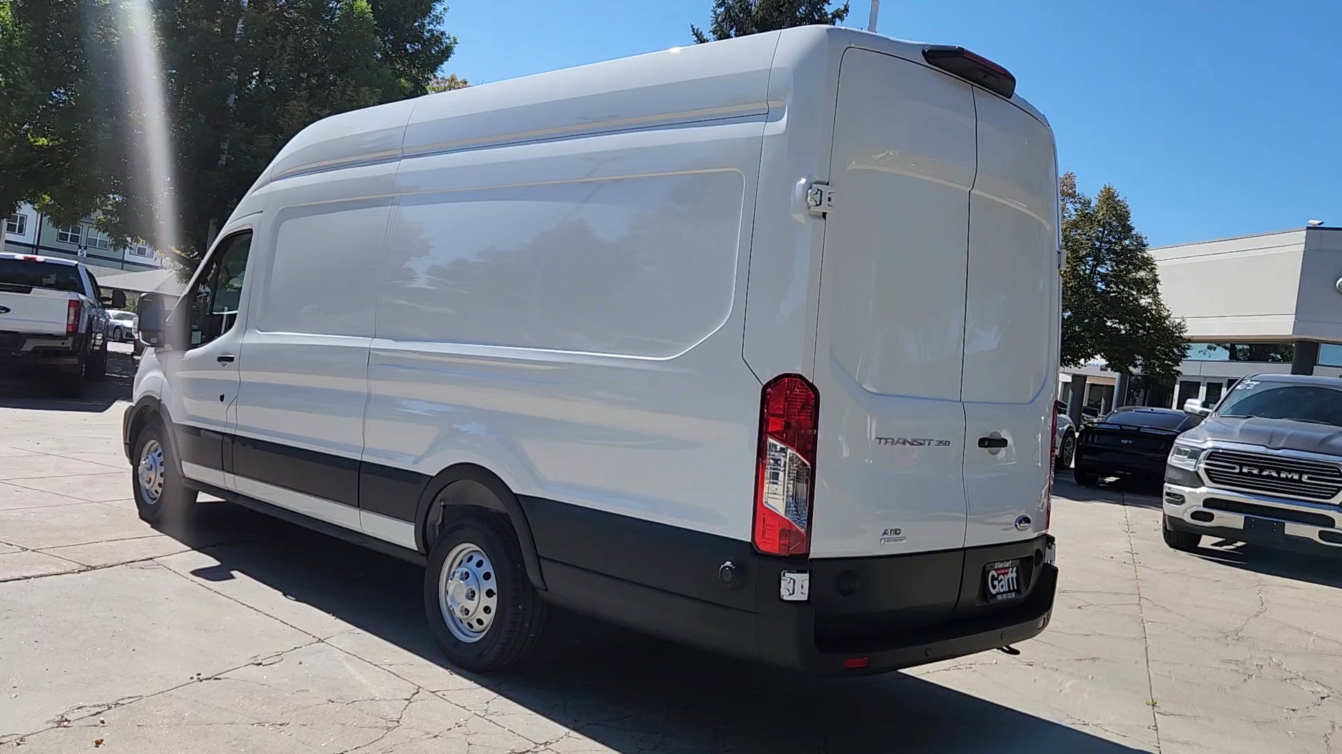 2025 Ford Transit Cargo Van photo 4
