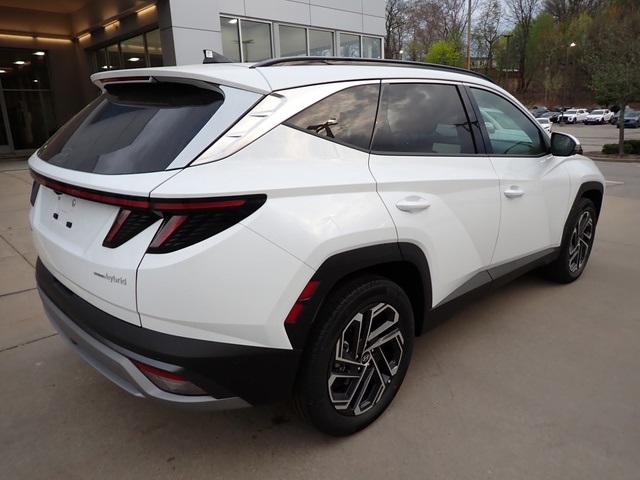 2025 Hyundai Tucson Hybrid Limited photo 2
