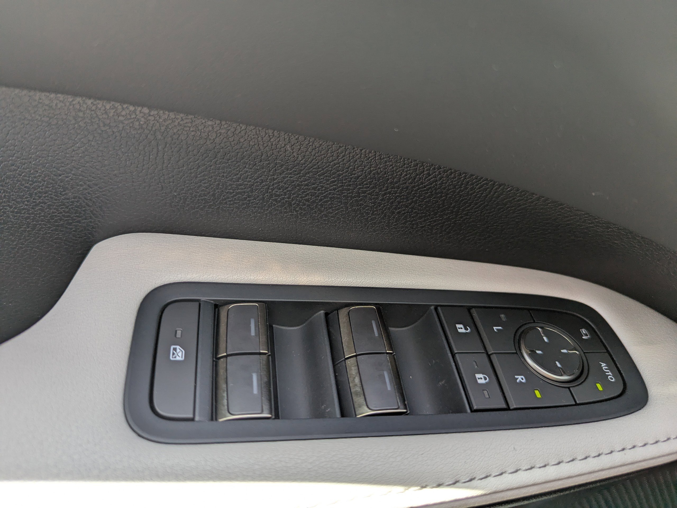 2025 Lexus RX 350 photo 20