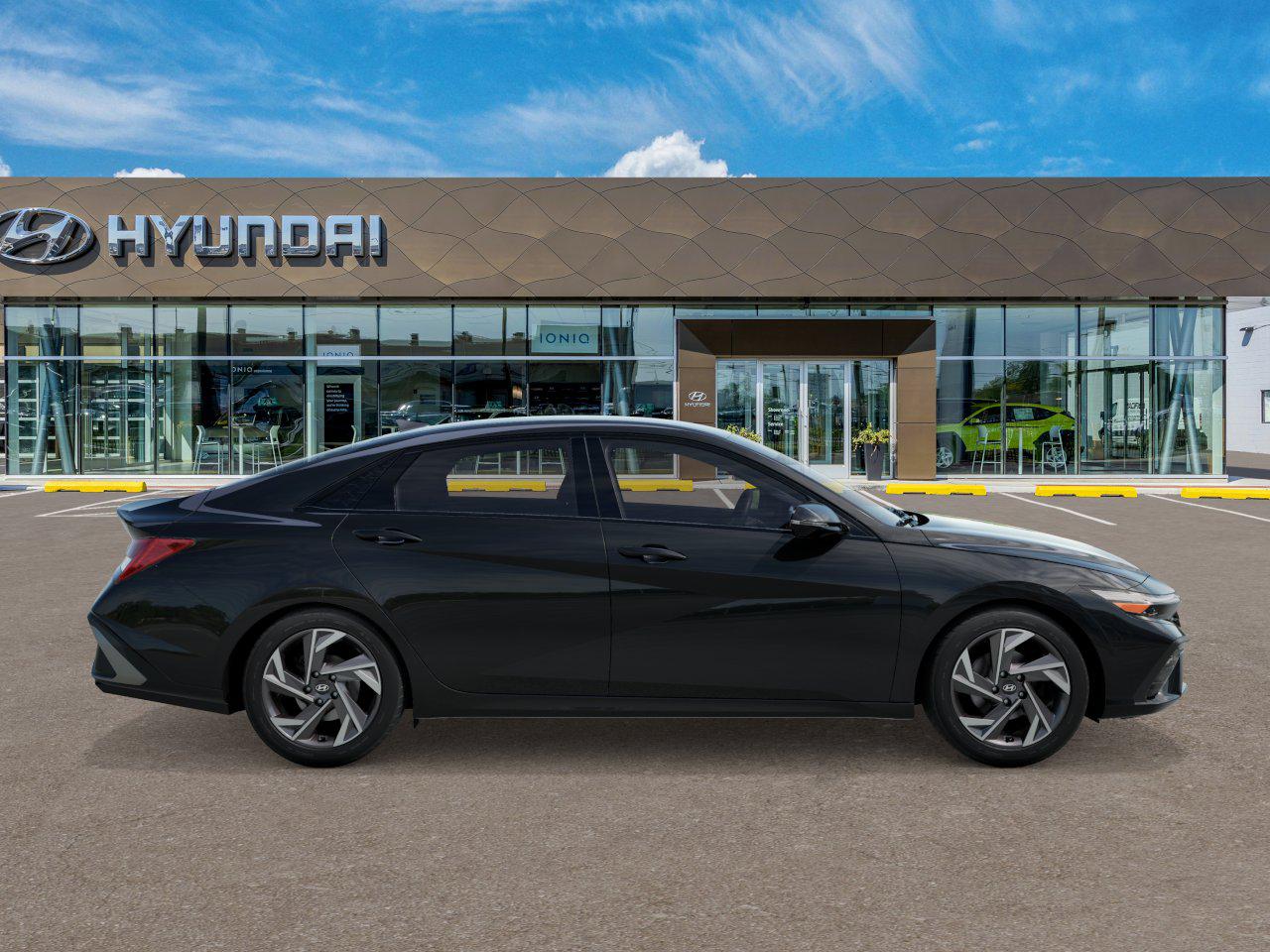2025 Hyundai Elantra SEL Sport photo 6