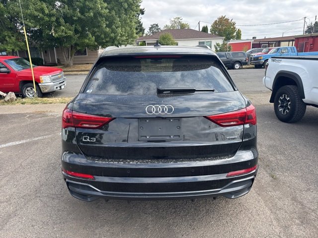 2022 Audi Q3 Premium S line photo 2