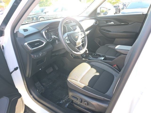 2023 Chevrolet Trailblazer LT photo 11