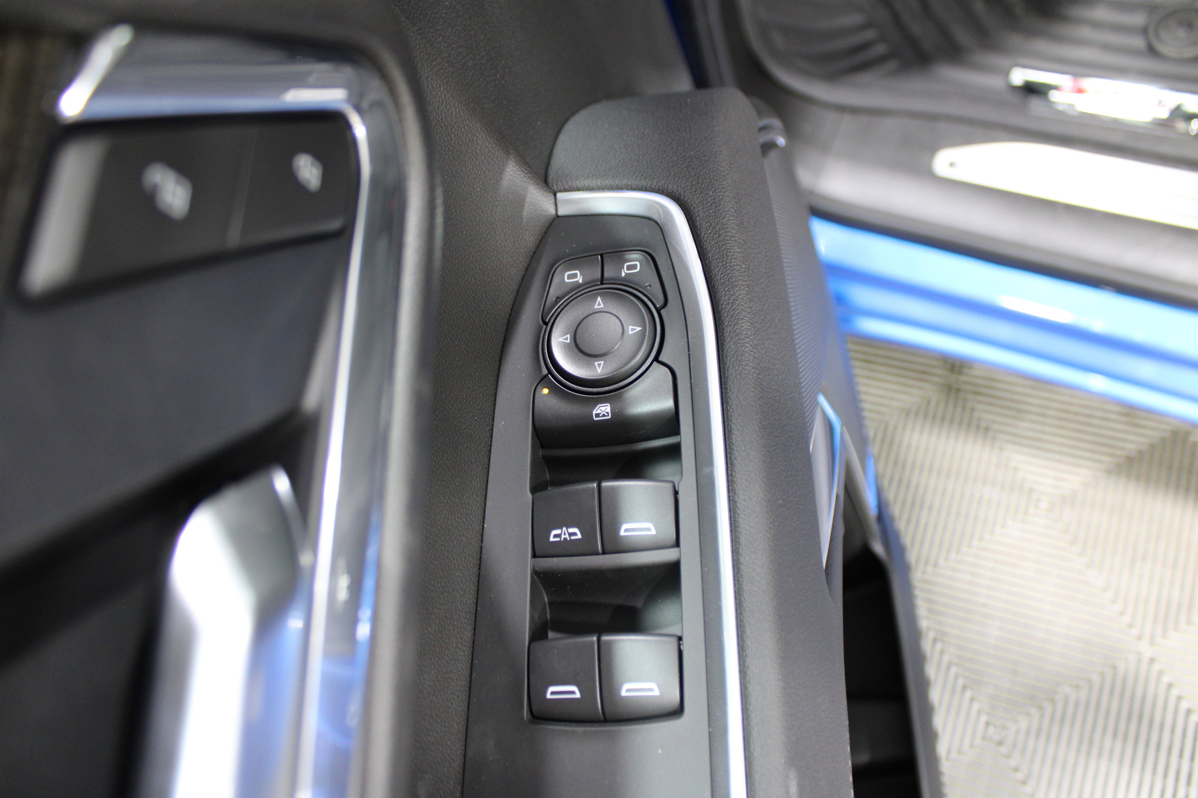 2026 Chevrolet Silverado 1500 LT Trail Boss photo 5