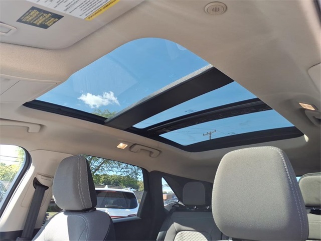 2020 Ford Escape SE photo 21