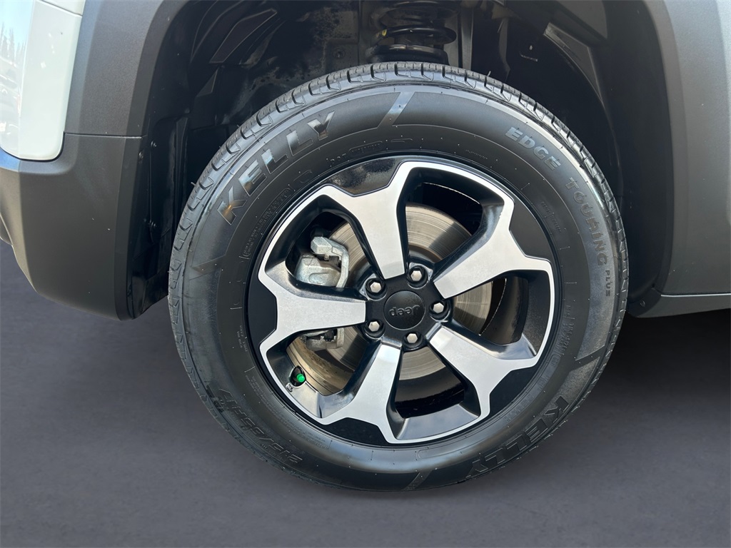 2019 Jeep Renegade Trailhawk photo 8