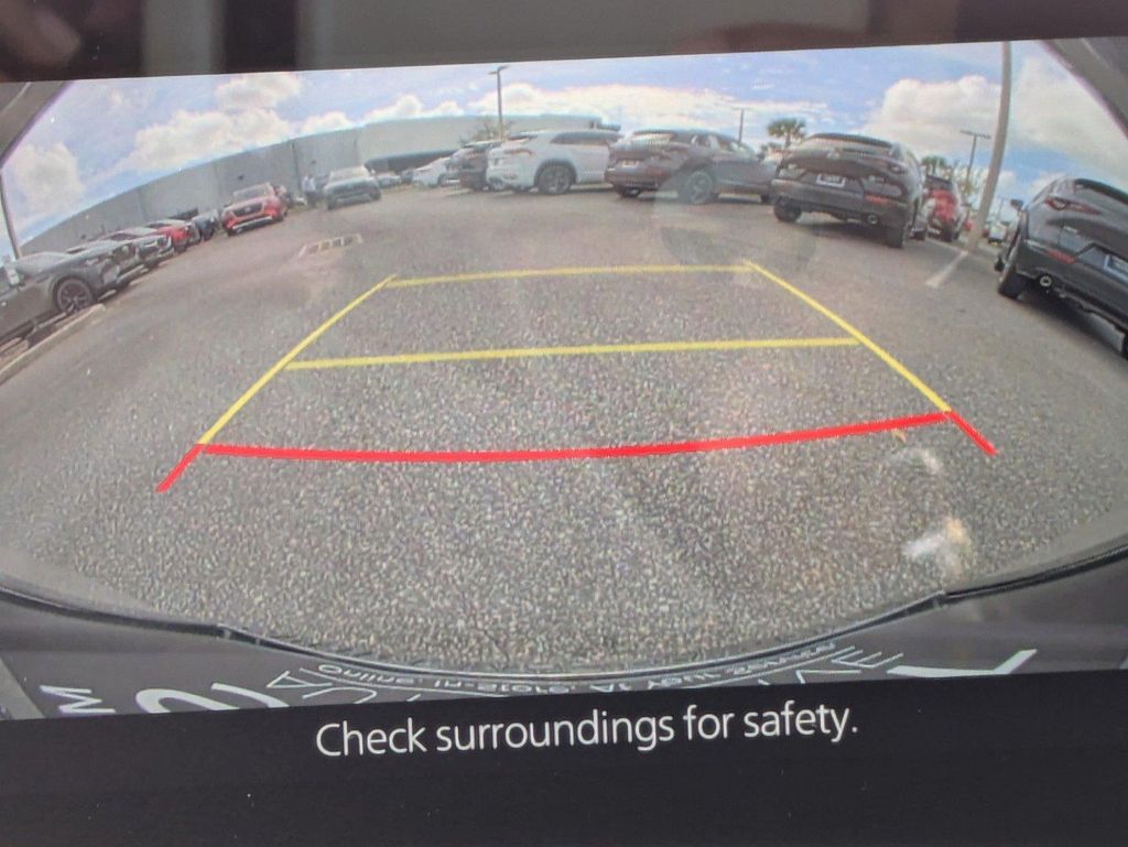 2025 Mazda Mazda3 2.5 Select Sport photo 17