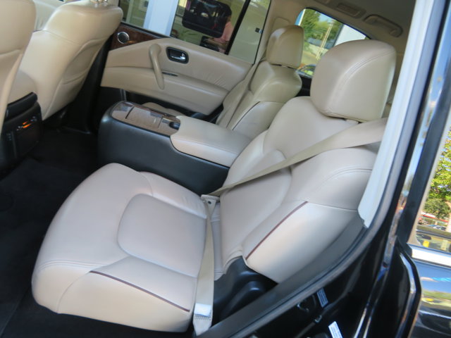 2017 Nissan Armada Platinum photo 21