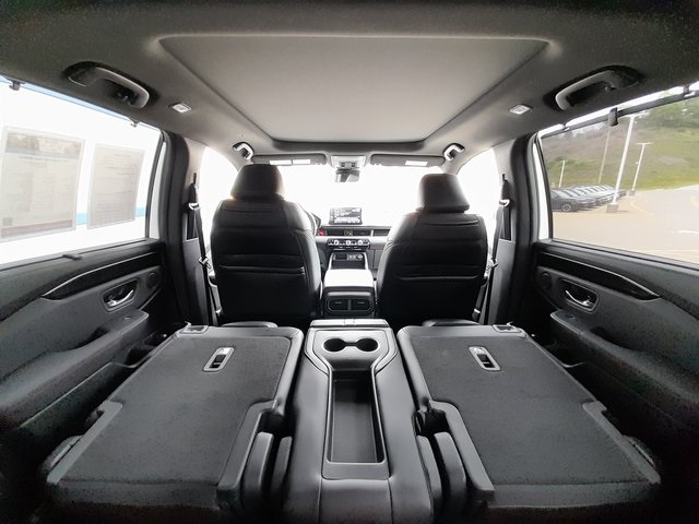 2025 Honda Pilot Black Edition photo 57