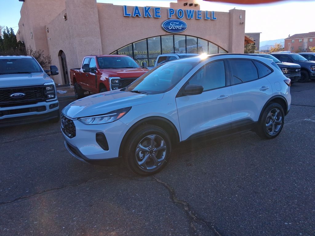 2026 Ford Escape ST-Line's photo