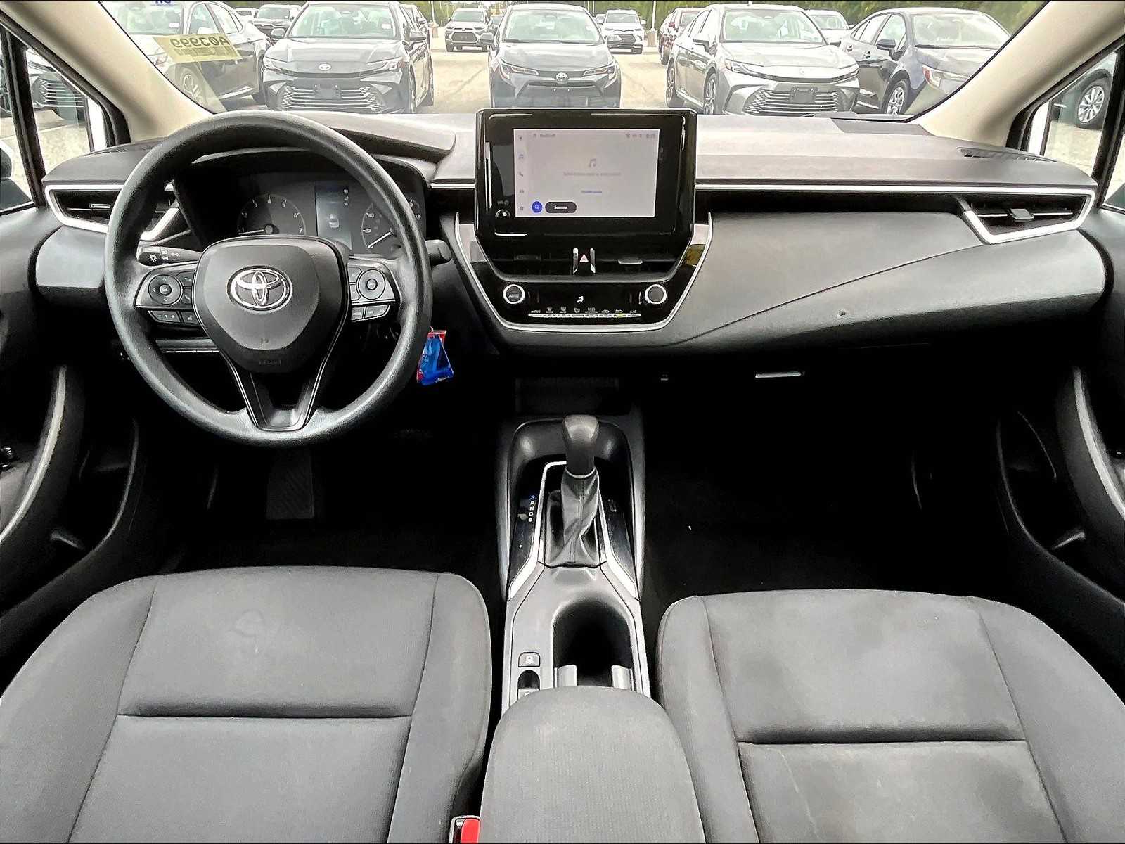 2023 Toyota Corolla LE photo 21