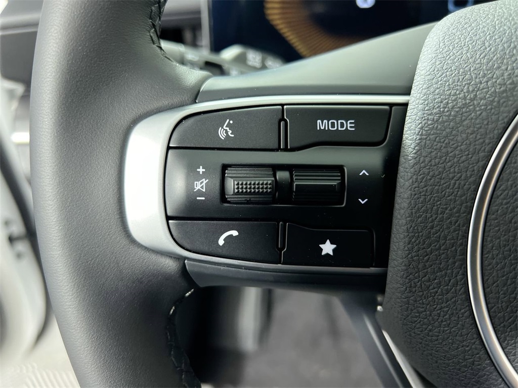 2026 Kia K5 GT-Line photo 16